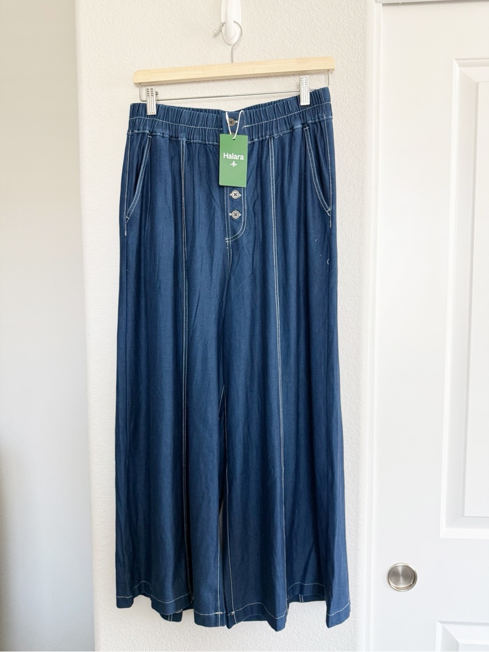 HALARA Dark Blue Wide Leg Pullover Jeans with Contrast Stitching